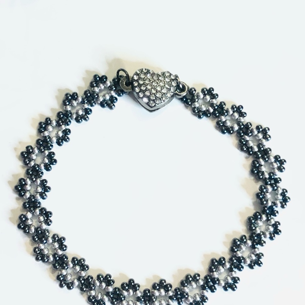 Gun Metal Gray Silver Bracelet minimalist thin Magnetic Heart Clasp NEW - Picture 2 of 6